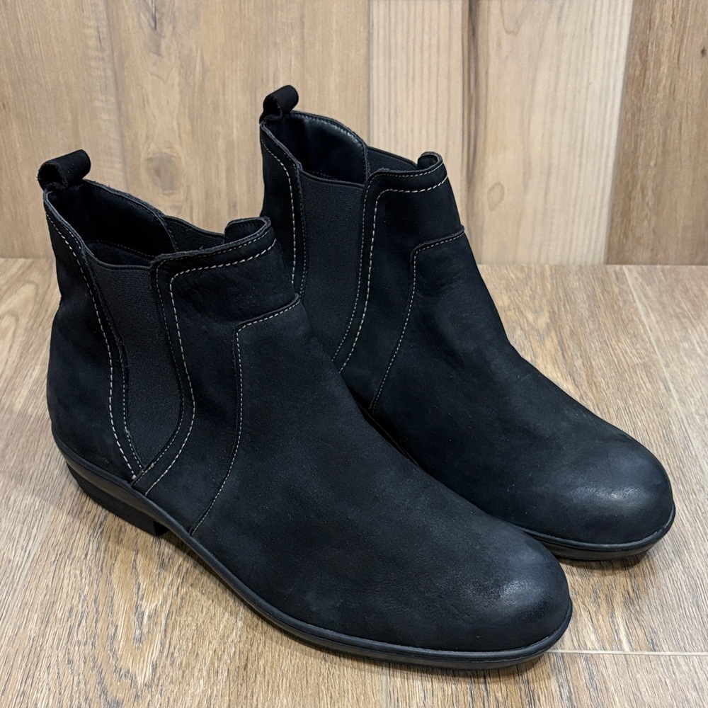 David Tate Torino Black Nubuck Leather Ankle Booties size 12 WW